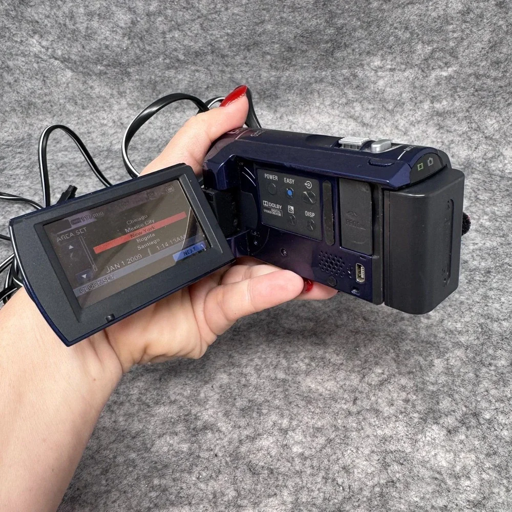Sony Blue Camcorder Handycam DCR-SX41 8GB of Internal Memory TESTED